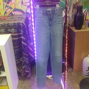 Hollister jeans 0 like new